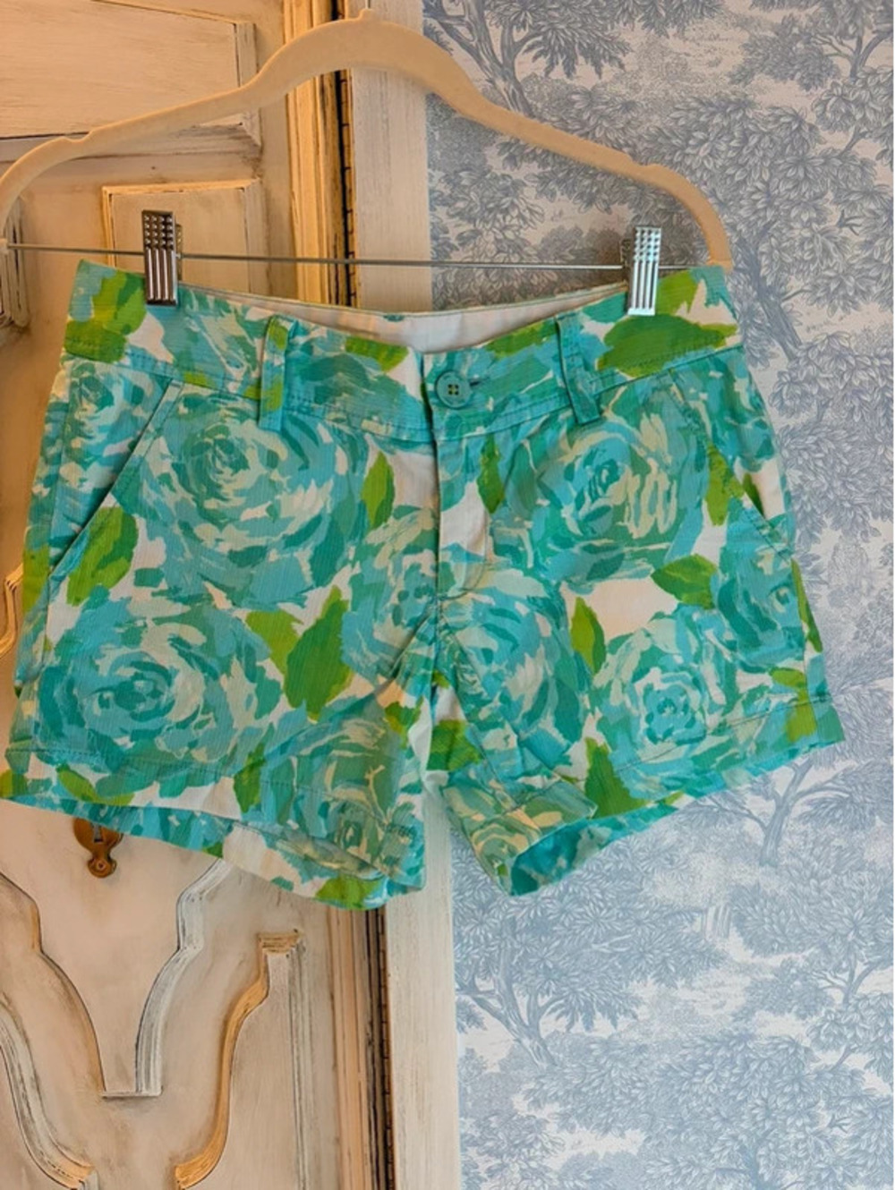 Lilly Pulitzer Callahan Shorts Size 2 First Impression peony Floral Rose 5”